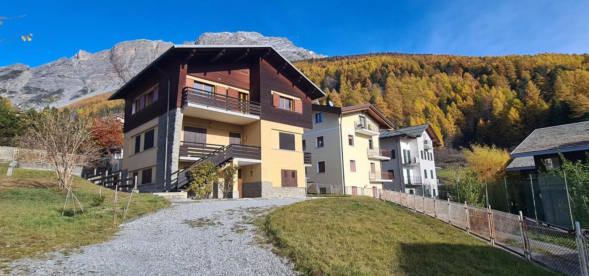 Appartamento Con Vista Su Pista Stelvio contacts